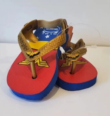 Nuevas chanclas de superhéroe Wonder Woman HAVAIANAS DC Comics raras para niños pequeños talla 5C  Foto 1 de 4