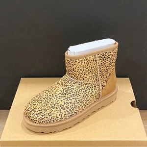 Stivaletti corti UGG donna classici mini macchie castagno stivaletti NUOVI - Foto 1 di 4