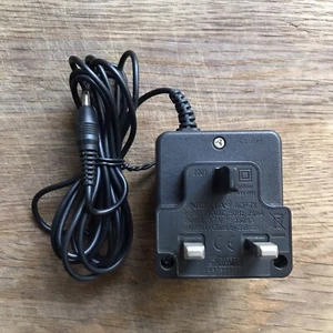 Original Genuine - Nokia ACP-7X - UK Wall Phone Charger 3.5mm Pin Plug - Picture 1 of 11
