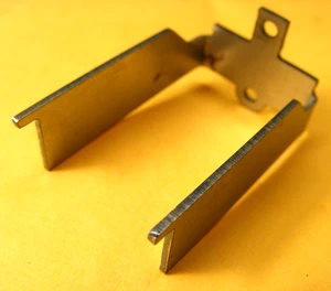 Bracket for Rear Cable Reel on REUHL Caterpillar DW10/15 SCRAPER - Picture 1 of 13
