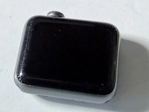 ENTSPERRT Apple iWatch Series 3 38mm 8GB 4G LTE Sportuhr *SAUBER & BEREIT* - Bild 1 von 7