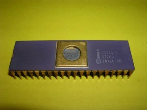 Intel C8748-8 Single Component 8-Bit Microcomputer w/ EPROM, RAM, and I/O - Picture 1 of 3