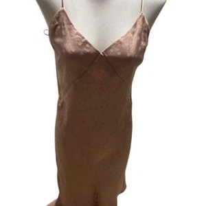 Neu mit Etikett Lovestitch Jacquard Maxi-Schlupfkleid, Größe Medium rosa/tonfarben - Bild 1 von 10