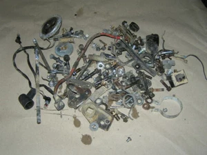SUZUKI GS 550E colección de piezas pequeñas mixed hardware - Imagen 1 de 1