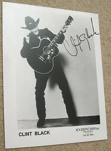 Clint Black - signed 8x10 B&W publicity photograph! Country Greatness! - Picture 1 of 2
