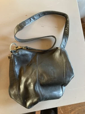 Cartera de cuero negra vintage Hobo International Foto 1 de 4