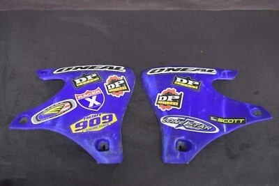 YAMAHA 2002 WR250F PLÁSTICO PANEL LATERAL DERECHO E IZQUIERDO CUBIERTAS / WR426F YZ250F Foto 1 de 4