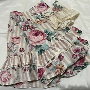 JC Penny Vtg Rose Curtain Valances Set of 3 Ruffled Edge Kitch Cottage Core - Picture 1 of 22