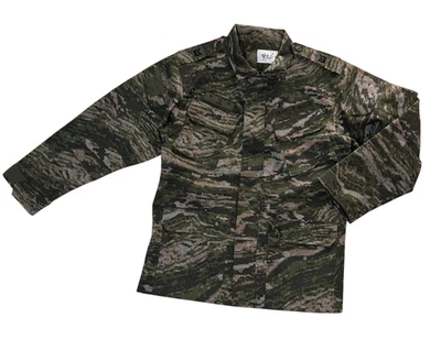 Genuine ROK South Korean Marine Camo Waterproof Winter Field Jacket - Image 1 of 4