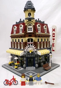 2007 LEGO Creator Expert 10182 Café Corner Modular Building Collection Set - Picture 1 of 10