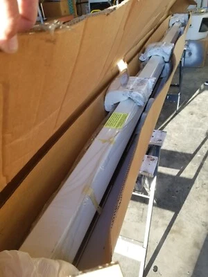 Tela de projeção elétrica Draper Inc. Targa 161" - Imagem 1 de 3