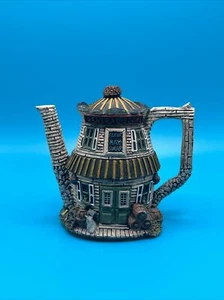 Vintage Hometown Teapot Cottages Collectibles "General Store". 4.5"x4" - Picture 1 of 8