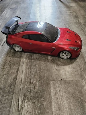 vaterra v100 Nissan Gtr Body ONLY - Image 1 of 4