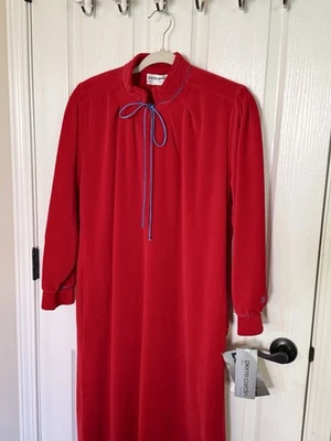 NUEVO CON ETIQUETAS Abrigo de Casa Pierre Cardin ROBE 1/2 Cremallera Terciopelo Vellón Largo ROJO Vestido S Foto 1 de 4