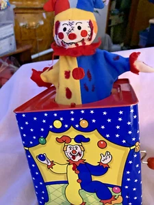 Vintage Schylling Tin Musical Wind Up Jack in the Box Circus Clown Works Great - Picture 1 of 8