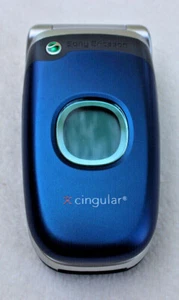 TELÉFONO PLEGABLE SONY ERICSSON AZUL Z300 SIN PROBAR EXCELENTE ESTADO  - Imagen 1 de 7
