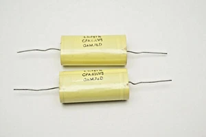 Condensador de audio poliéster metalizado axial 3,3uF 630V ±1% par emparejado de lote antiguo - Imagen 1 de 4
