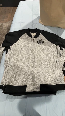 NBA Legacy Collection New York Knicks Youth Jacket Medium Cover