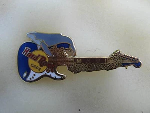 HARD ROCK CAFE  pin badge Maui (# 5318B4)Blue Fender guitar with white - Picture 1 of 12