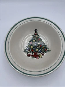 Vintage Discontinued XIANGTANGPAI Christmas Tree Cereal Bowls - Picture 1 of 3
