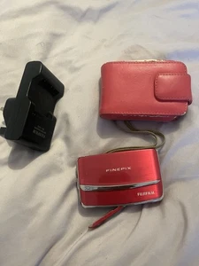 Fujifilm FinePix Z Z70 12.2MP Digital Camera In Pink - Picture 1 of 4