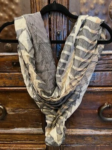 New Collection Eighteen Womens Multi Colored Scarf - Picture 1 of 8