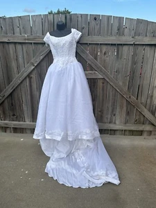 VINTAGE Lady Eleanor Wedding dress size 6 - Picture 1 of 8