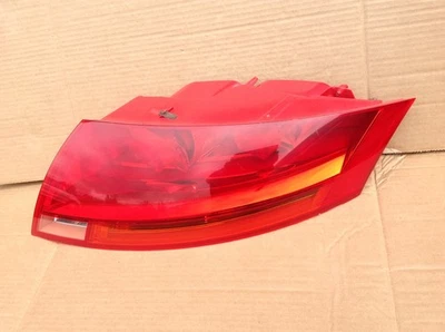 AUDI TT MK2 REAR LIGHT LAMP O/S DRIVERS RIGHT SIDE 2006 - 2014 8J0945096F - Image 1 of 4