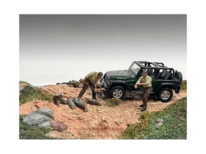 "4X4 Mechanics" 2 Piece Diecast Figure Set 2 for 1/43 Scale Models by American D - Picture 1 of 3