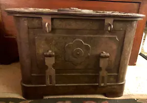 Antique German steel strong box - Dreyer company of Hamburg - Patent #1 - 1900 - Picture 1 of 10