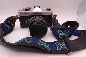 Analoge Spiegelreflexkamera Fujica ST705 + Objektiv, Sehr guter Zustand, geprüft - Bild 1 von 17