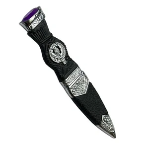 Maniquí Kilt Safety Sgian Dubh - Montaje de peltre, cardo, tapa de piedra púrpura - Imagen 1 de 2