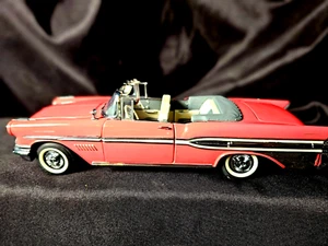 Franklin Mint 1957 Pontiac Bonneville Convertible 1:24 Scale Inv. #0053 - Picture 1 of 12