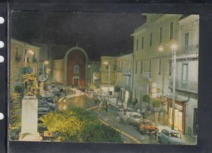 Cartolina Sala Consilina Piazza Umberto I Notturno Bar Abbigliamento AUTO QD242 - Picture 1 of 1
