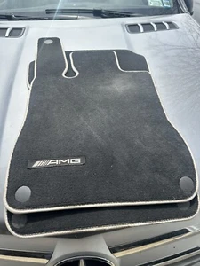 Mercedes SL 63 AMG oem Floor matt’s - Picture 1 of 2