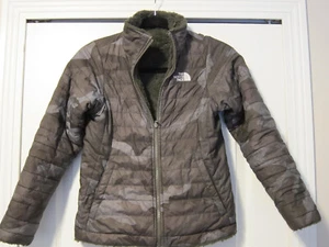 The North Face girls reversible sherpa Camo color size MEDIUM 10/12 - Picture 1 of 6