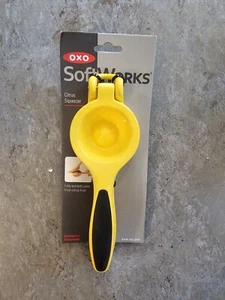 OXO SoftWorks Citrus Squeezer - New - Picture 1 of 2