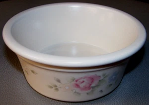 Very Nice Pfaltzgraff Tea Rose 6 Inch Salsa Container - Picture 1 of 1