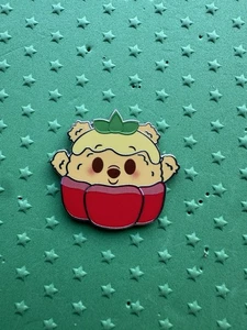 Disney Munchlings Series 2 Winnie the Pooh Bell Pepper Pin - Picture 1 of 2