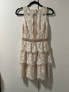 Women’s  Dress - Picture 1 of 4