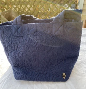 Sakroots Tasche gesteppt blau Spirit Eule Beuteltasche Handtasche mit Beutel Neu ohne Etikett - Bild 1 von 6