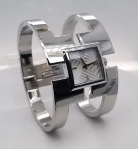 Tory Burch Sawyer Watch TRB5004 - Silver Tone *For Parts or Repair* - Picture 1 of 8