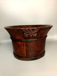 Vintage Wooden Red Asian Bucket or Pail with 2 Carved Handles - Signed - Picture 1 of 11