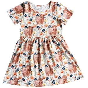 New girl’s soft milk silk twirl dress cows size 6-7 - Picture 1 of 4