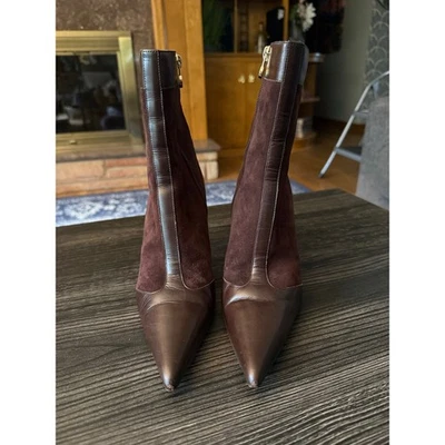 Botines ESCADA Cuero Lámpara Gamuza Marrón Tacón Gatito Talla 36 Foto 1 de 4