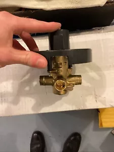 LESEN Moen 1016P grober Wasserhahn POSI Temperatur Badewanne Duschventil alle 4 Enden Schweiß - Bild 1 von 6