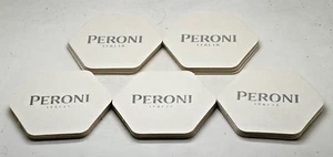 25 x PERONI LAGER DRINKS MATS - PUB BAR BEERMATS BEER HOME - Foto 1 di 1