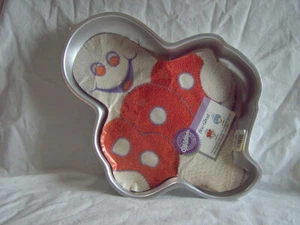 WILTON BOO HAPPY GHOST NOVELTY SHAPE ALUMINUM CAKE PAN Goo Baby Halloween Fun - Picture 1 of 7