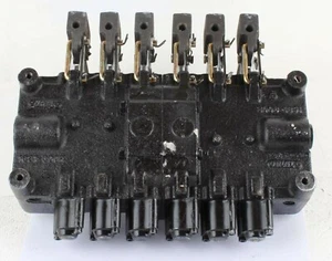 New 11033971 Sauer Danfoss 6 Spool Hydraulic Valve Marklift # 01098500 - Picture 1 of 1
