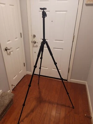 Proline Dolica AX620B100  Professional Aluminum Tripod with Carrying Bag - Image 1 of 4
